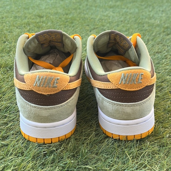 Nike Dunk Low SE - Picture 3 of 4